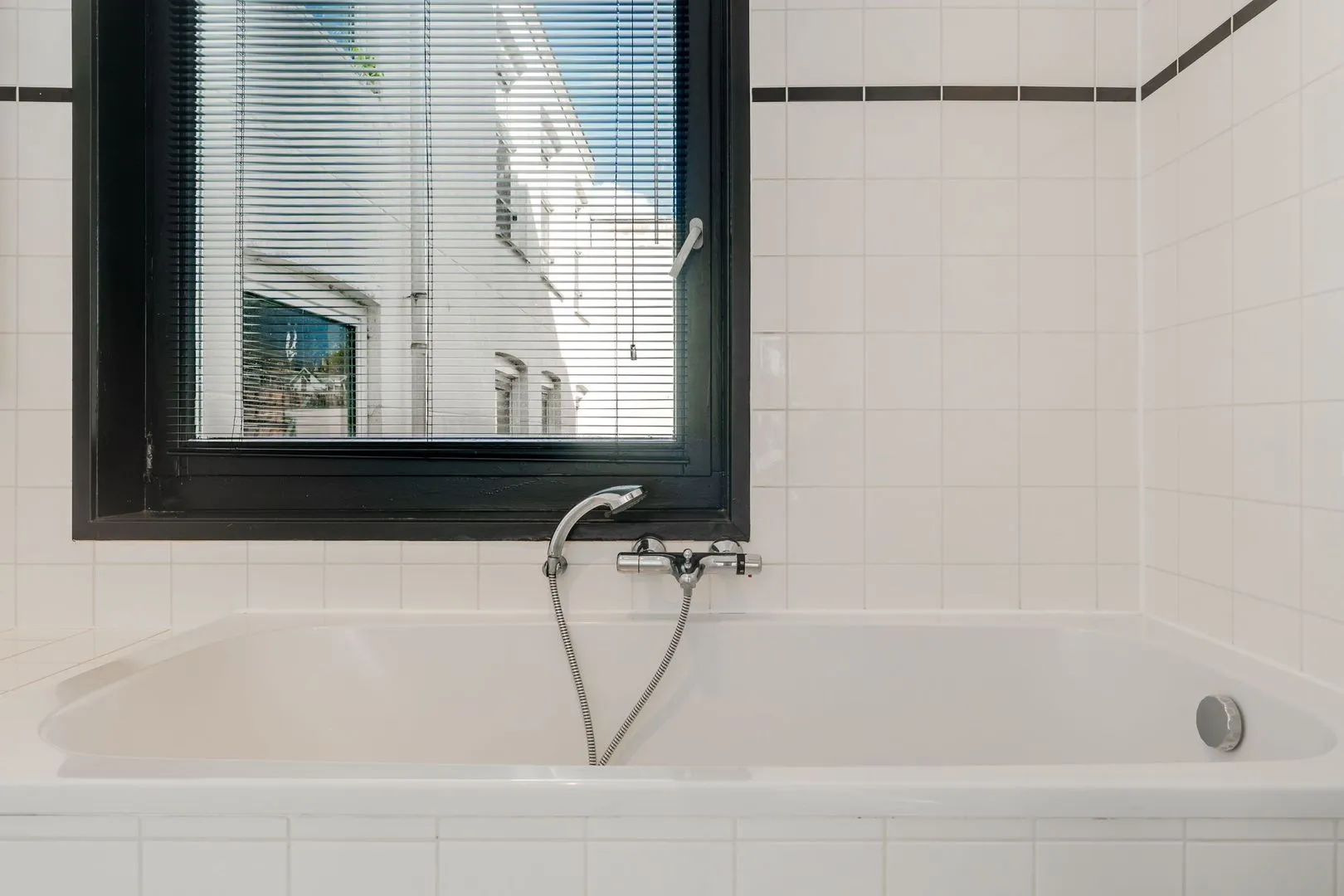 Appartement te koop: Wakkerstraat 18C, Amsterdam