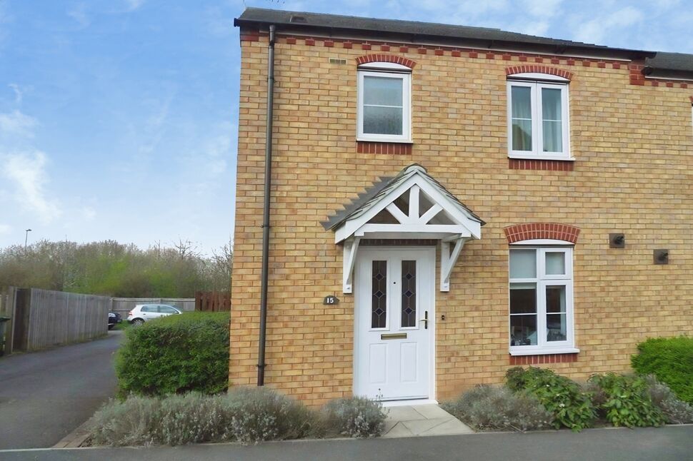 House Darwin Crescent in Charnwood