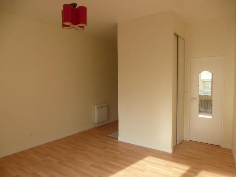 Appartement Rue Albert Réville à Reims