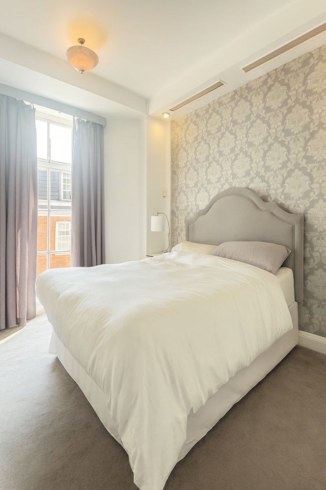 Flat Shepherd Street in City of Westminster