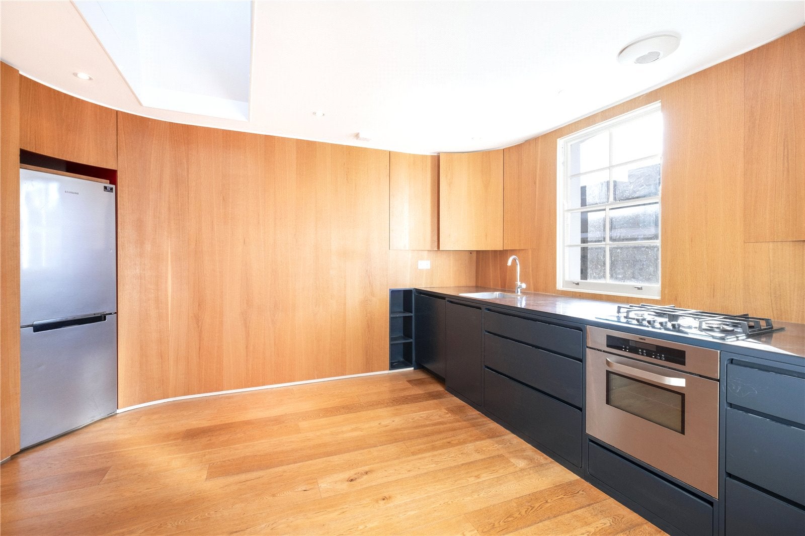 Flat Wilmington Square in Greater London