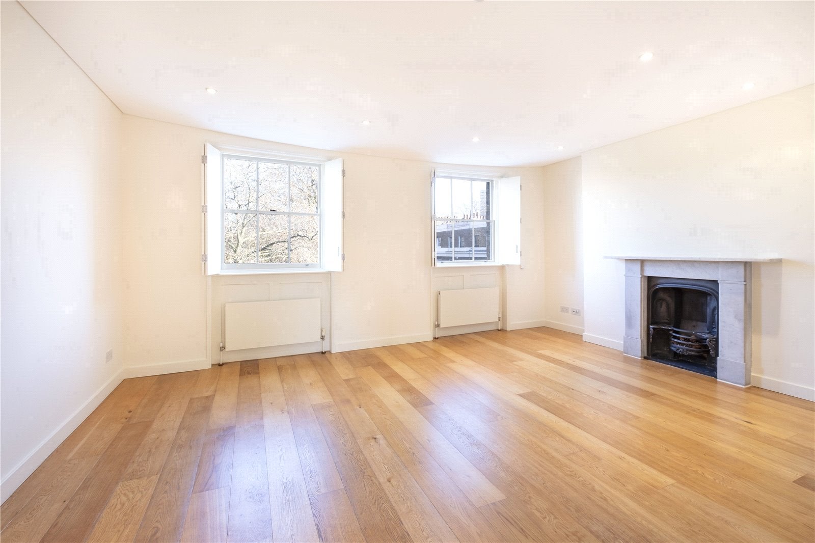 Flat Wilmington Square in Greater London
