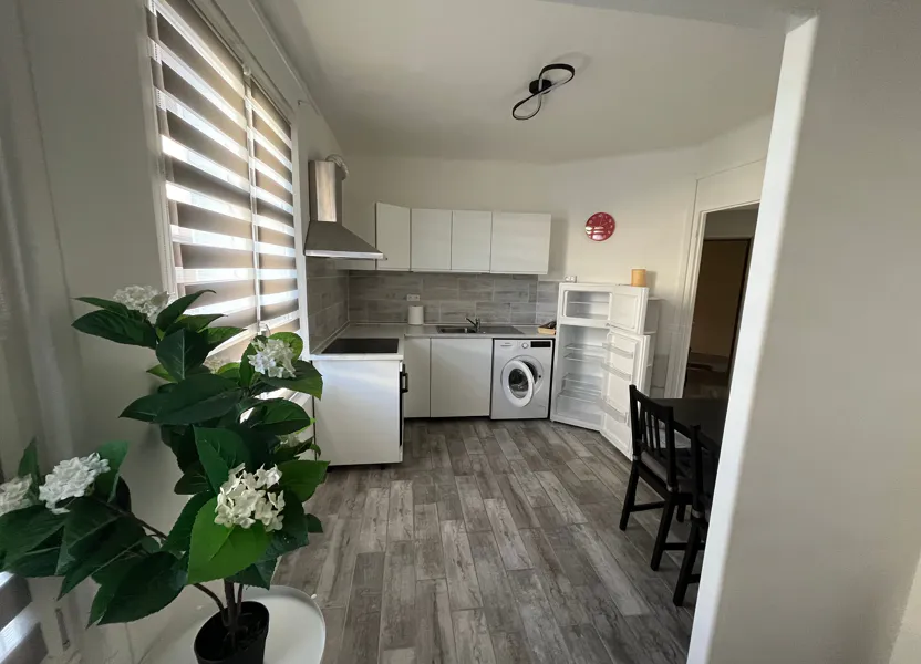 Room Rue Carlier Hennecart in Laon