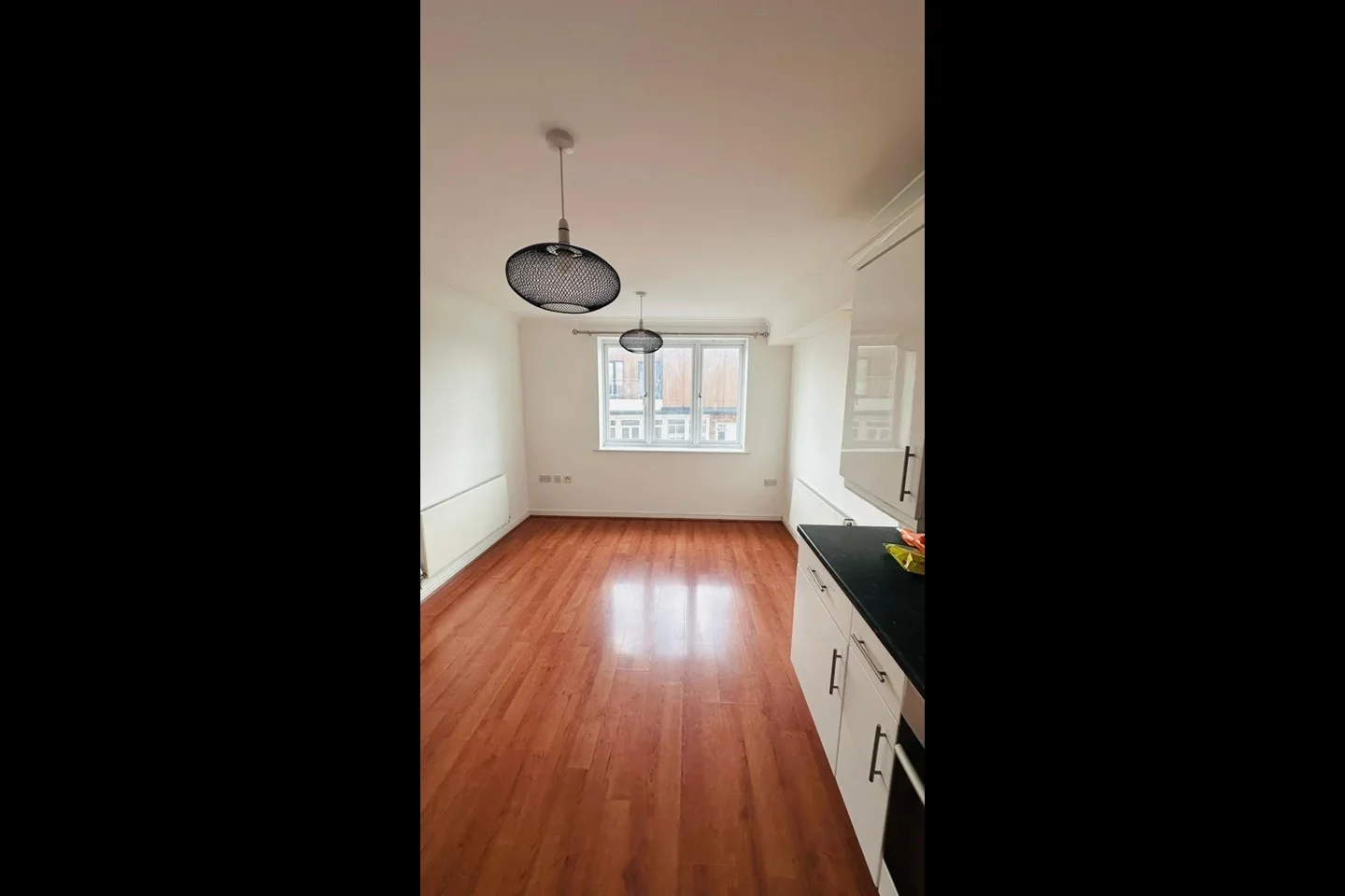 Flat South Street in Greater London