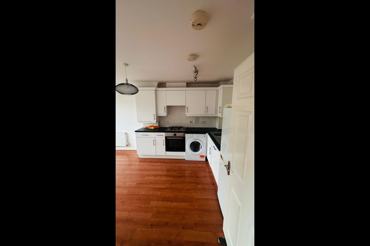 Flat South Street in Greater London