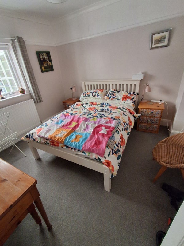 Room Tyning Road in Saltford