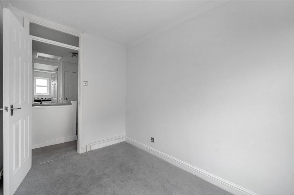 House Rectory Square in Greater London