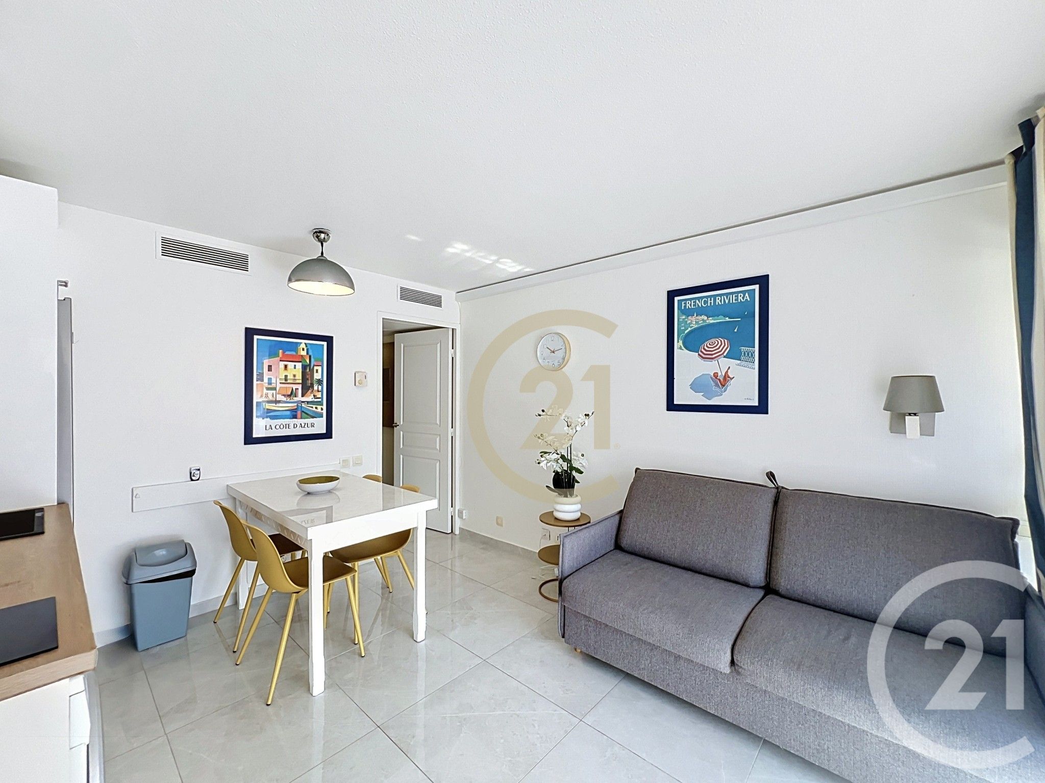 Appartement Boulevard du Midi Louise Moreau à Cannes