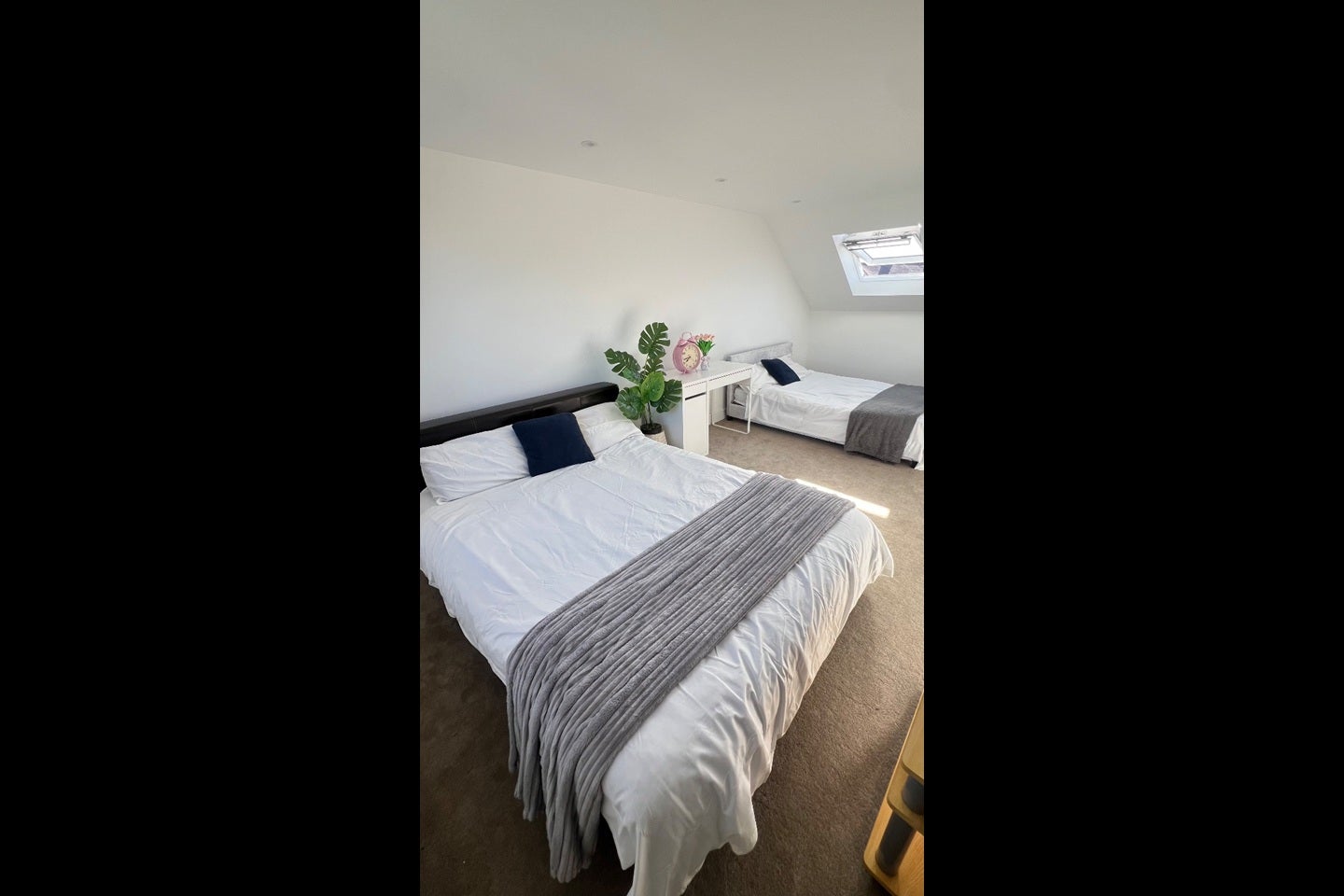 Room Ravensbourne Crescent in Greater London