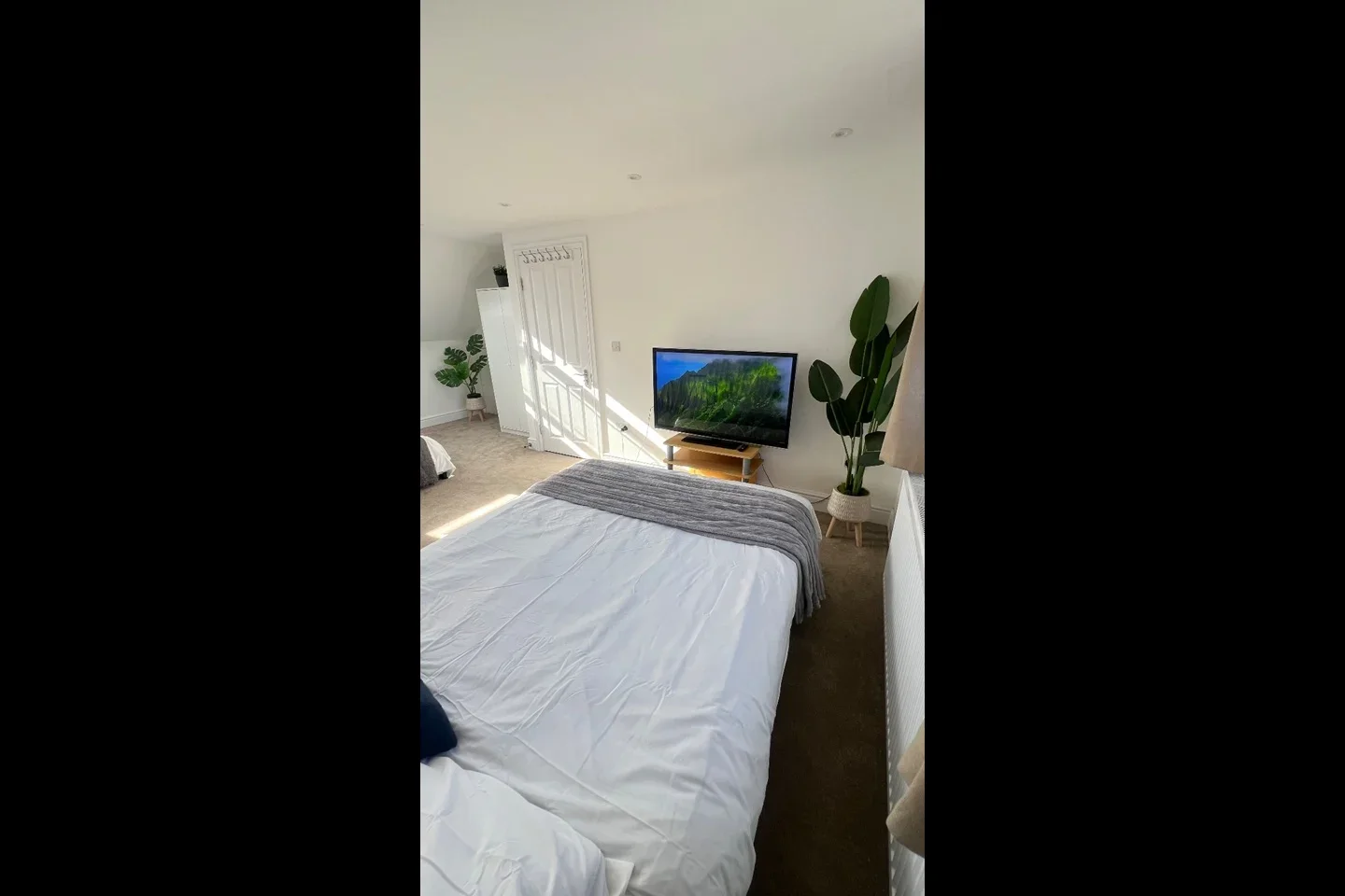 Room Ravensbourne Crescent in Greater London