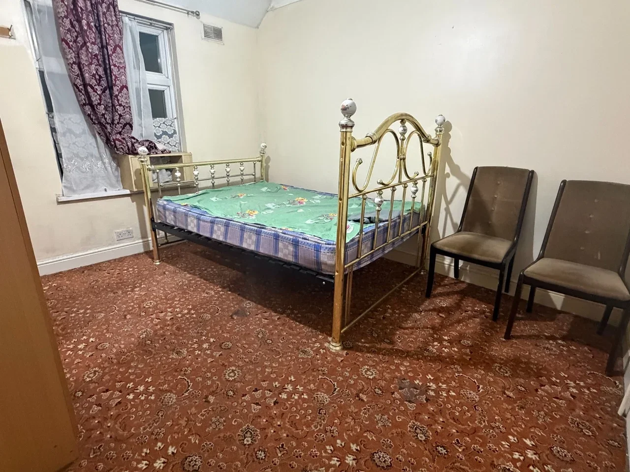 Room Glasgow Road in Greater London