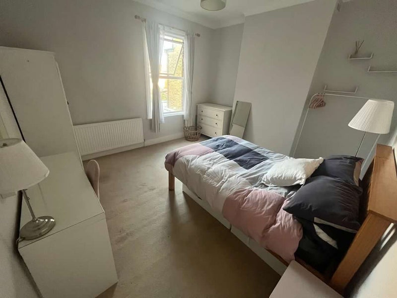 Room Galveston Road in Greater London