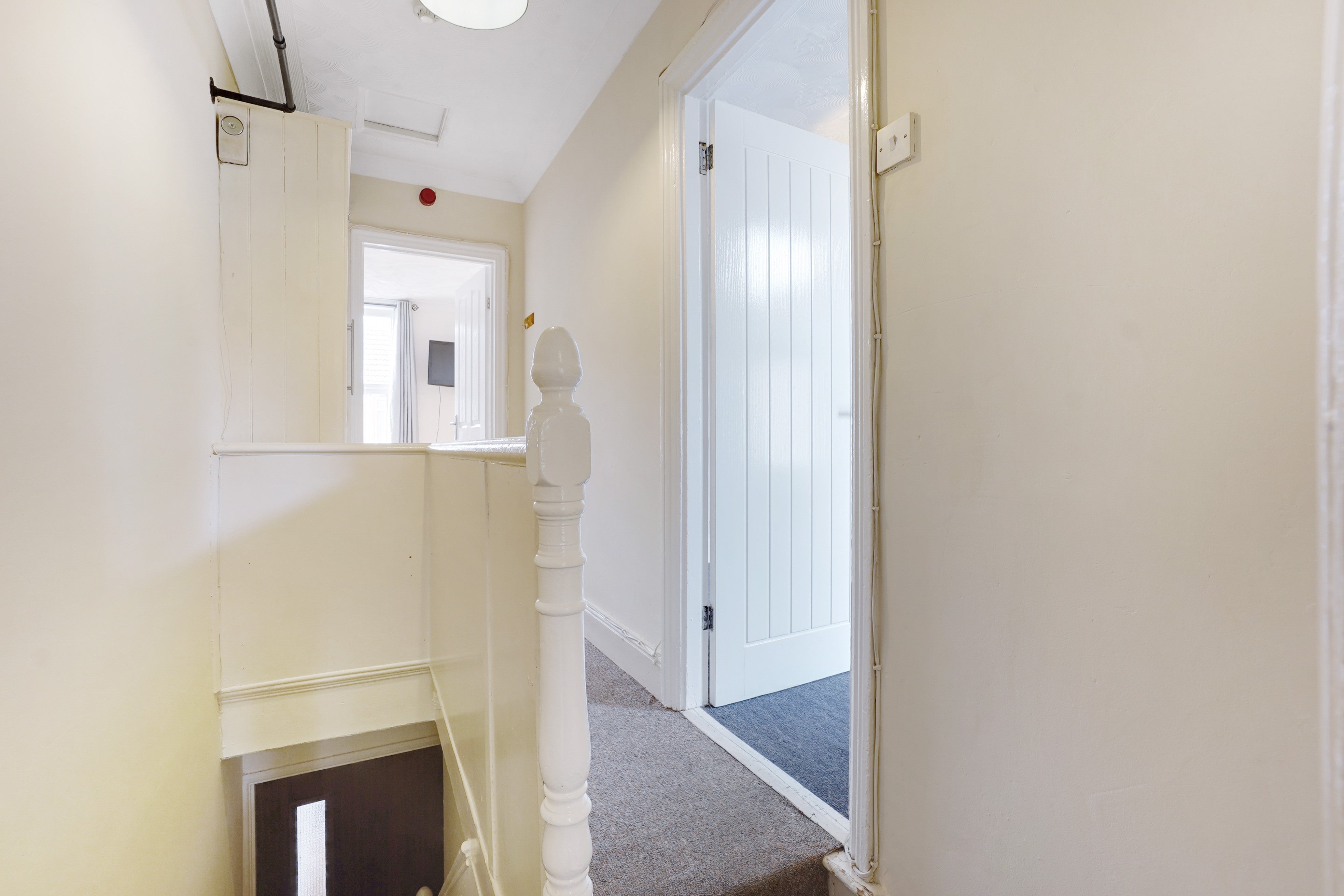 Flat Balmoral Road in Greater London