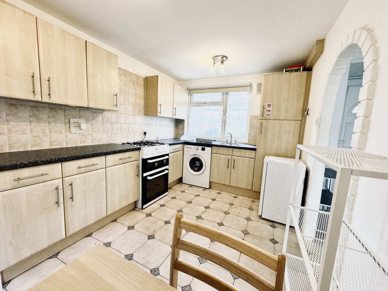 Flat Midland Road in London