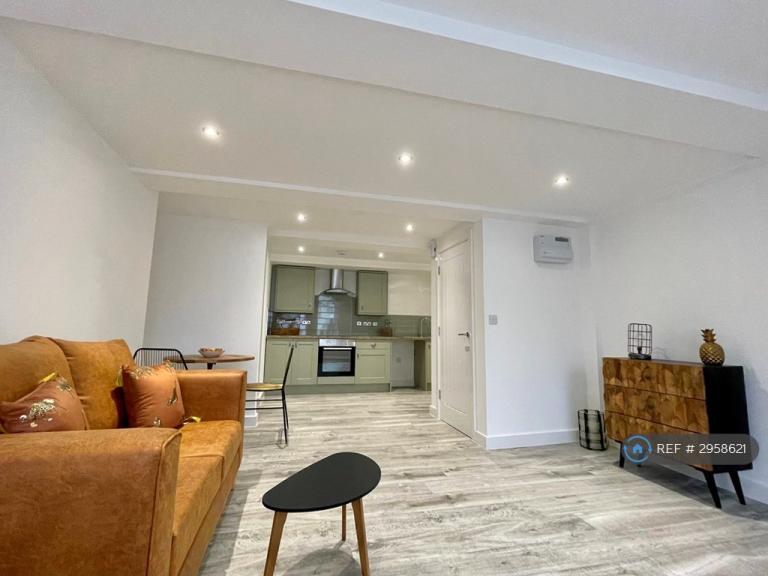 Flat Benyon Street in Oldham