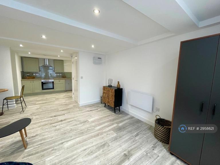 Flat Benyon Street in Oldham