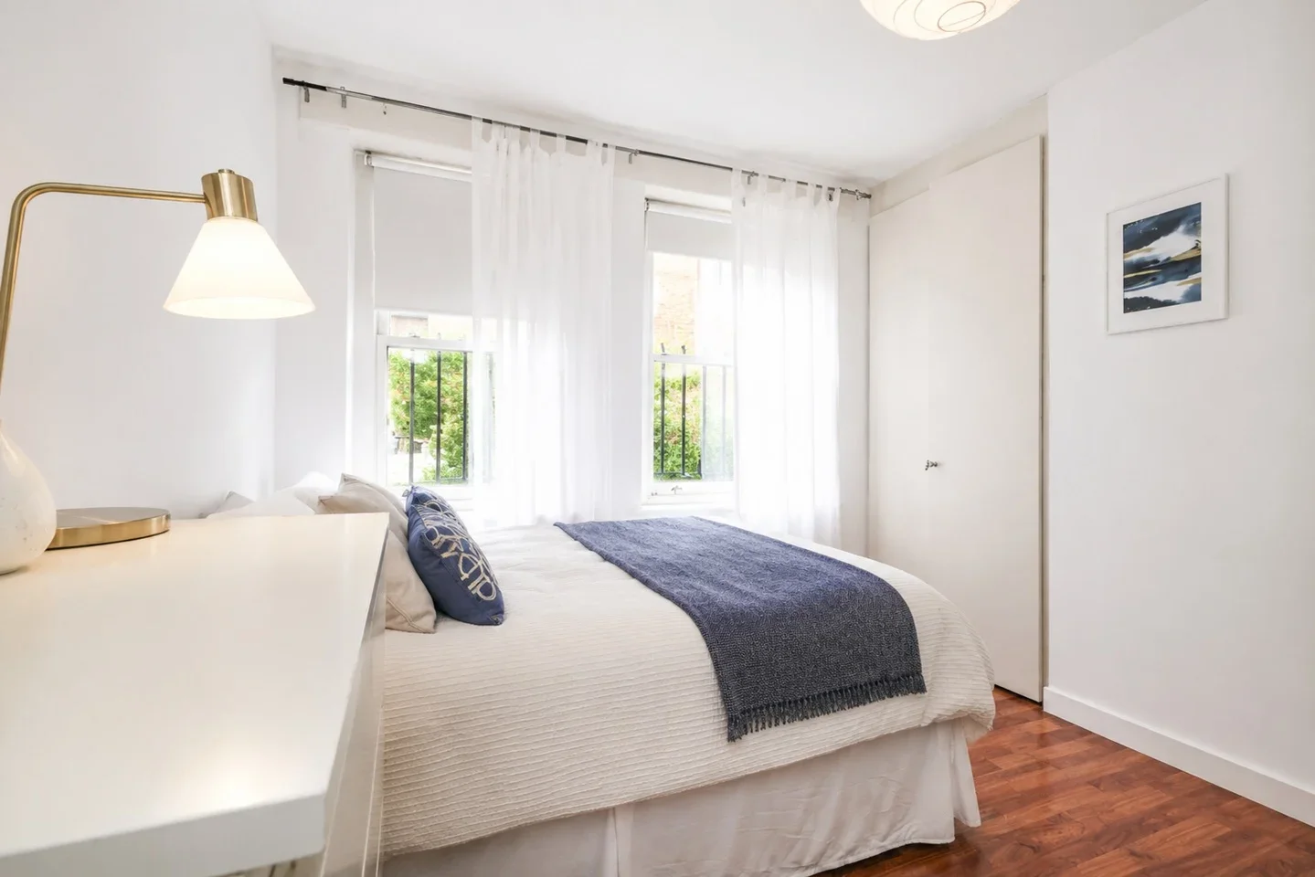 Flat Halton Road in Greater London