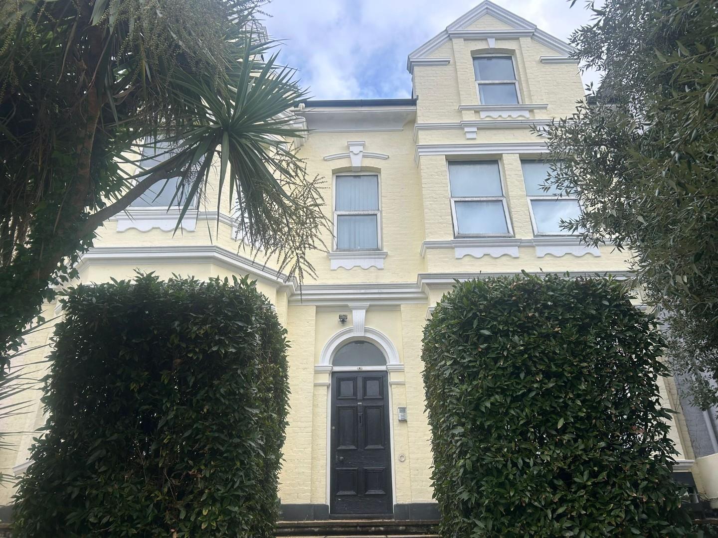 Flat Lockyer Road in Plymouth