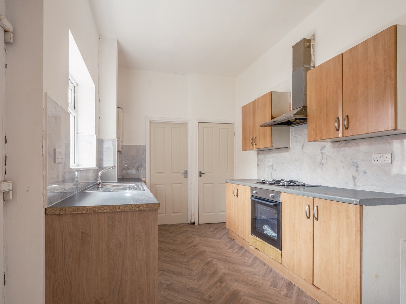 Flat Hugh Gardens in Newcastle upon Tyne