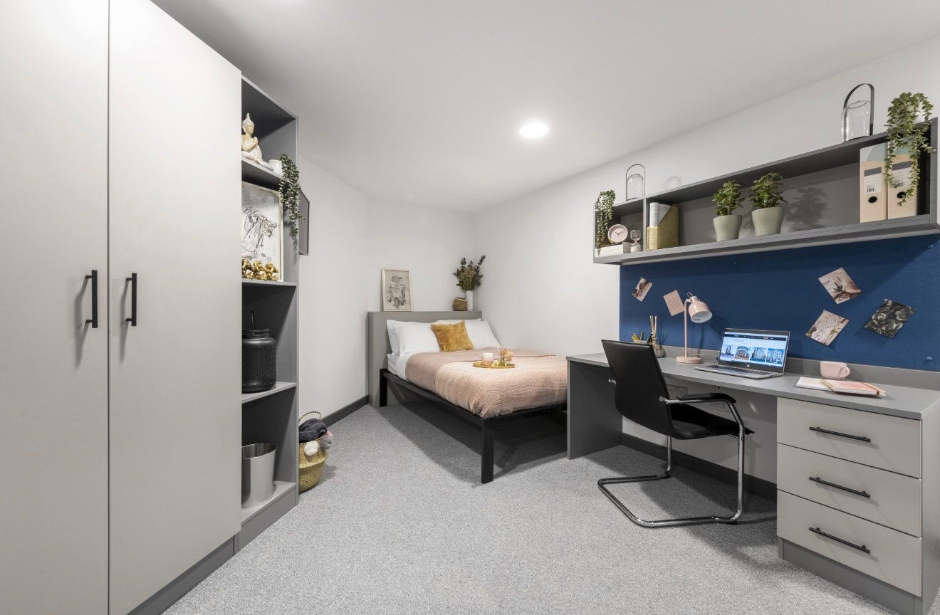 Room Vauxhall Road in Birmingham