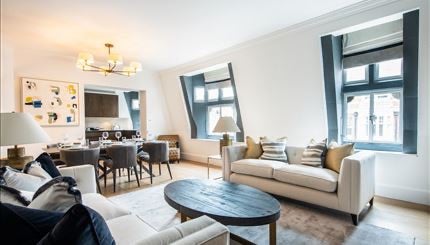Flat Duke Street in City of Westminster
