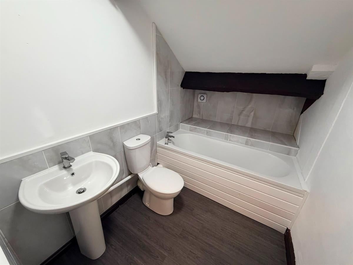 Flat Stamford Street Central in Tameside