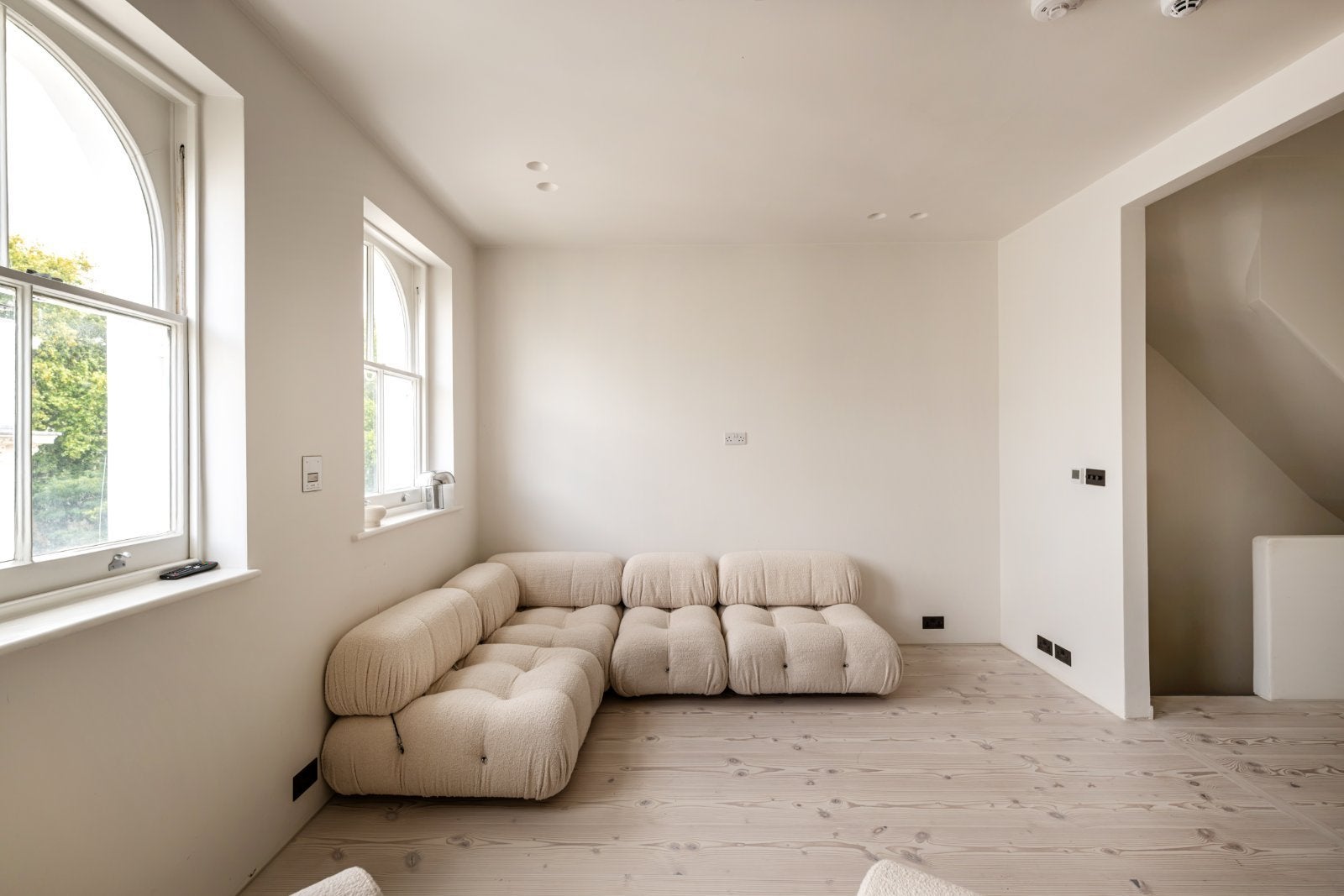 Flat Kensington Gardens Square in City of Westminster