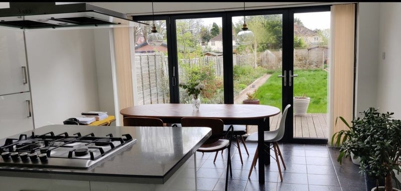 Room Stanway Road in Shirley