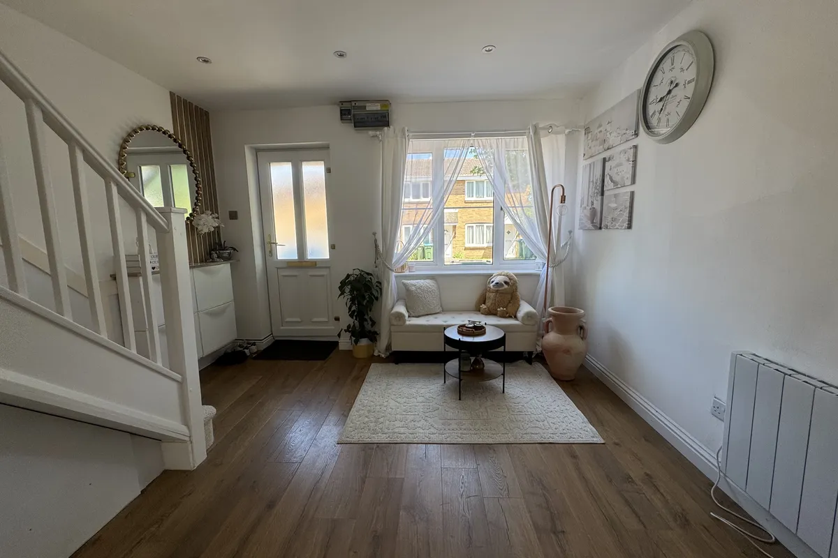 House Sharp Close in Aylesbury