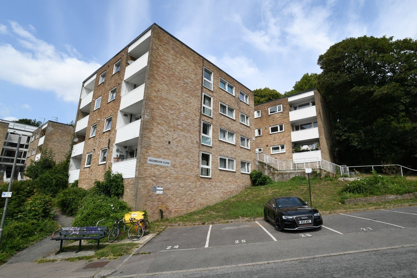 Flat Highbrook Close in Brighton