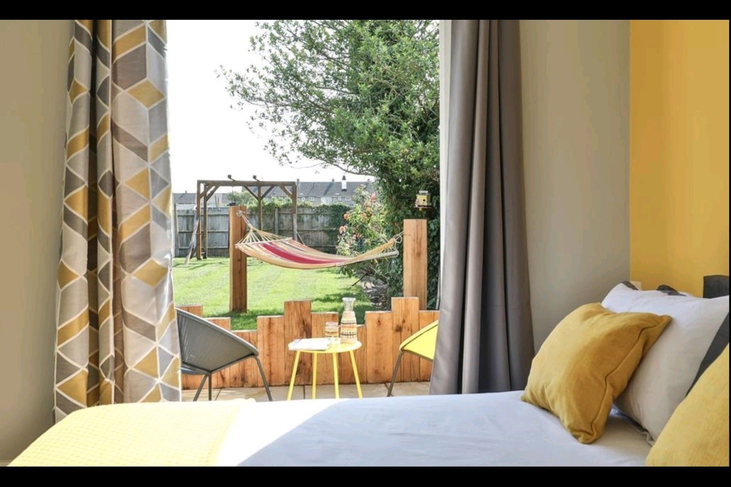 Room George Street in Cherwell District