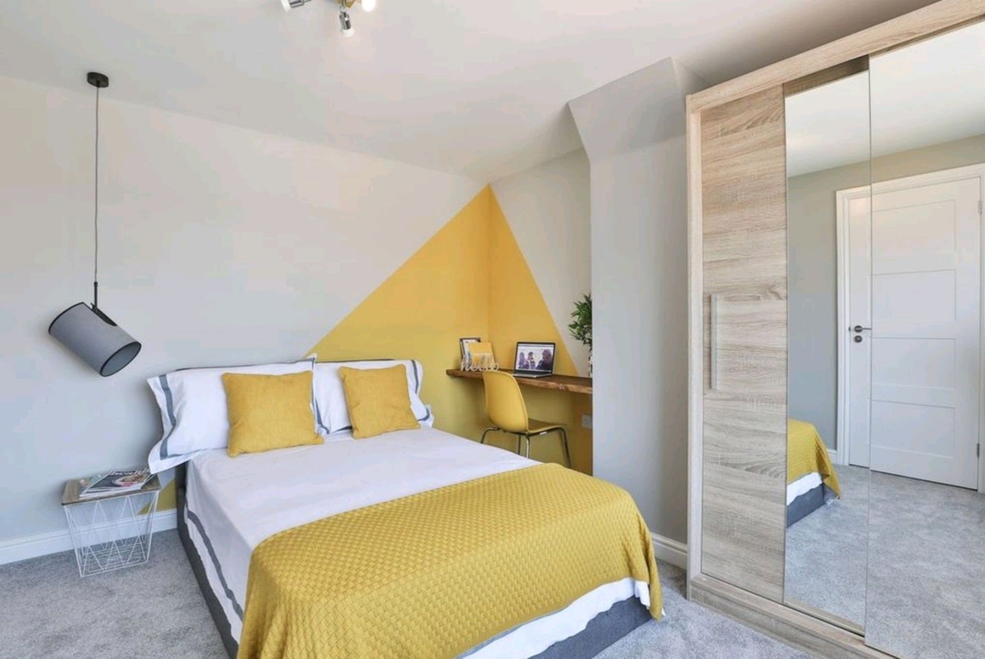 Room George Street in Cherwell District