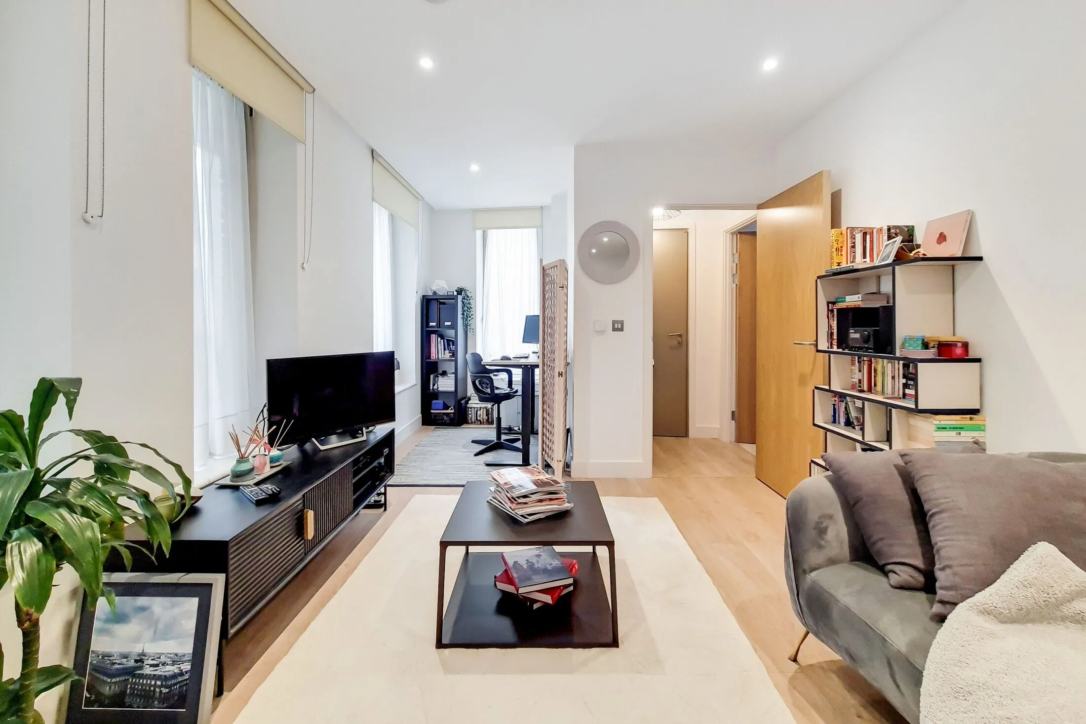 Flat East Parkside in Greater London