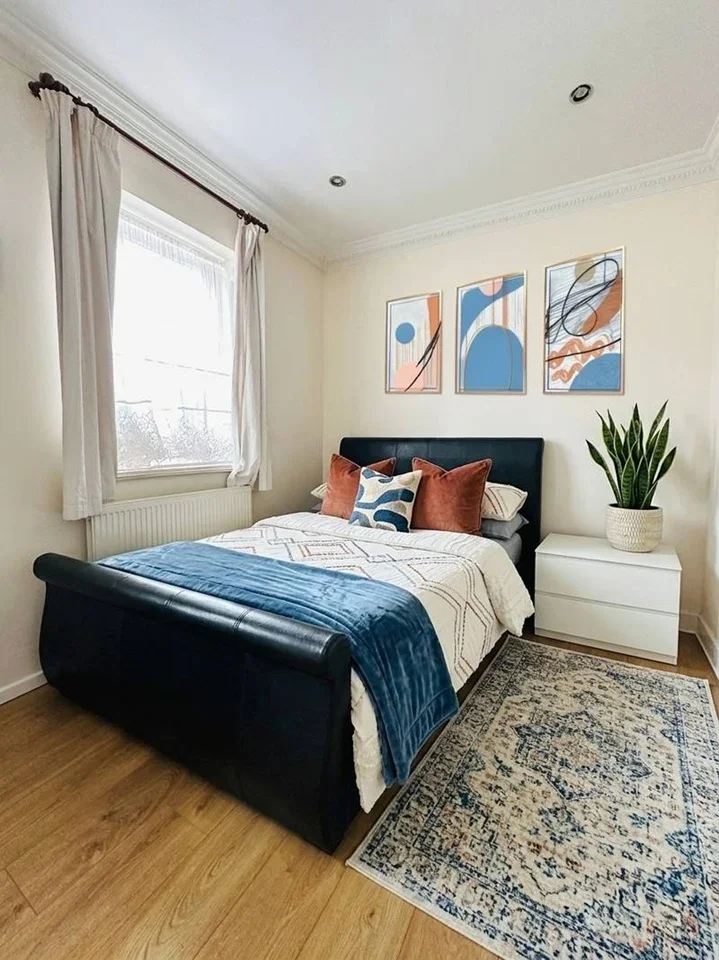 Room Stockwell Road in Greater London