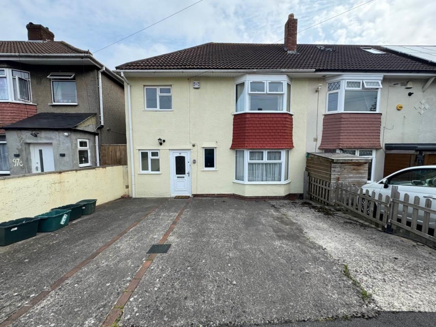 House Conygre Grove in Bristol