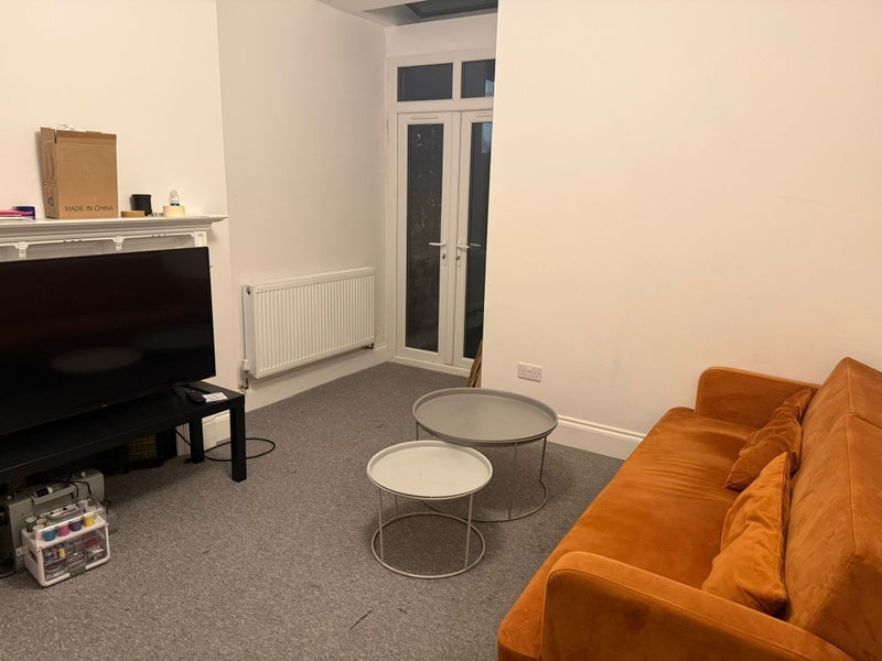 Room Tennyson Street in Leicester