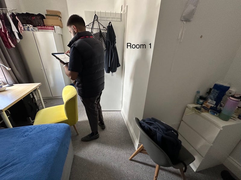 Room Tennyson Street in Leicester