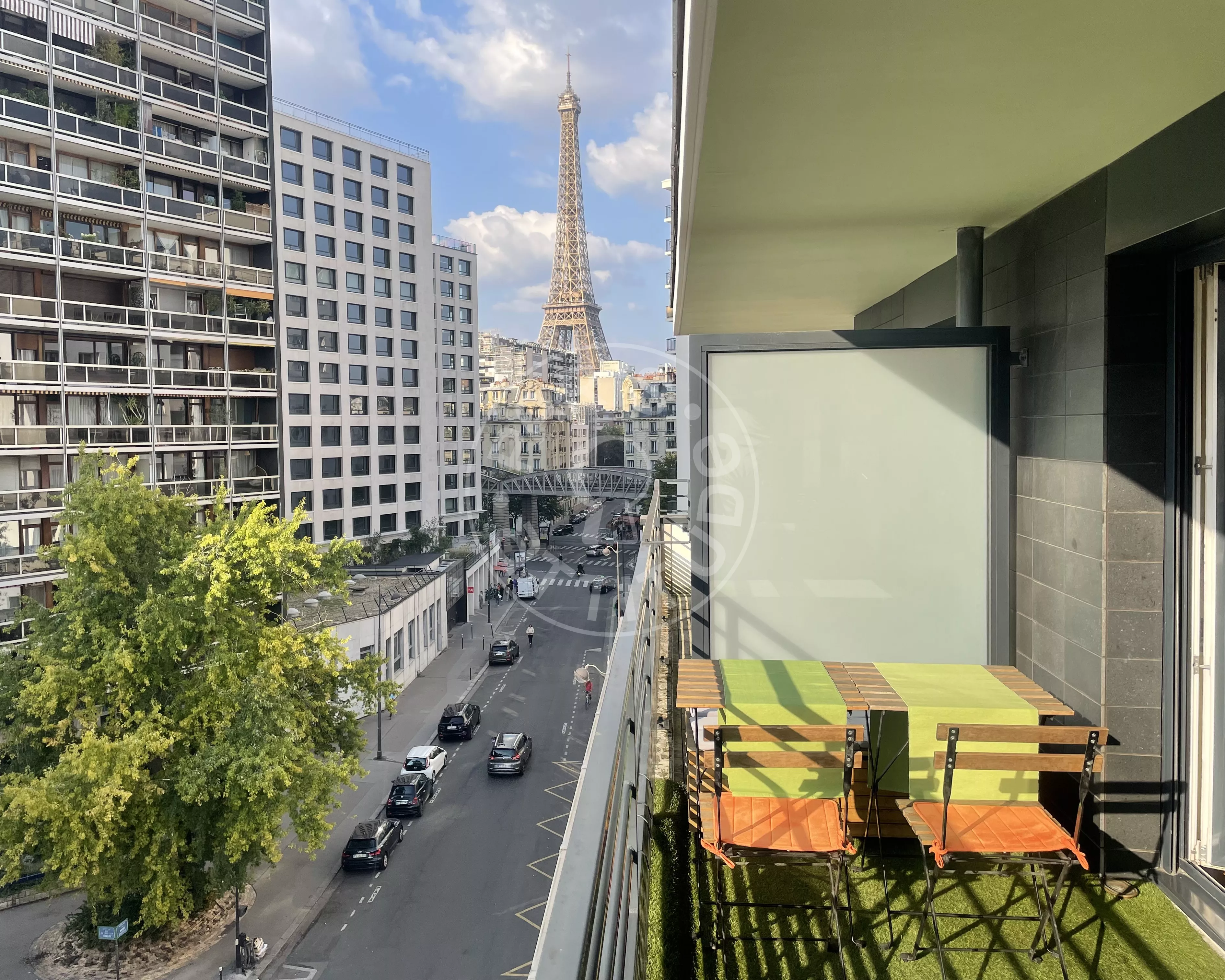 Appartement Rue Saint-Charles à Paris