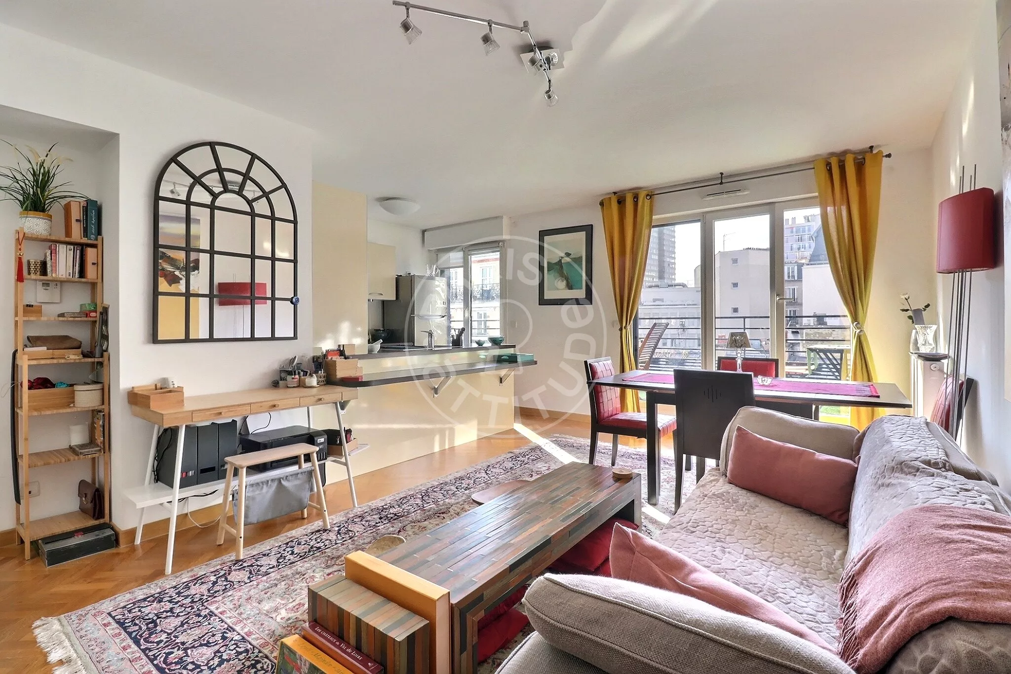 Appartement Rue Saint-Charles à Paris