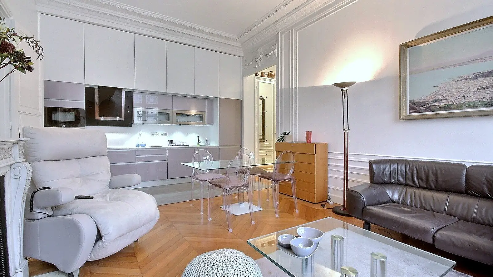 Flat Boulevard Lannes in Paris