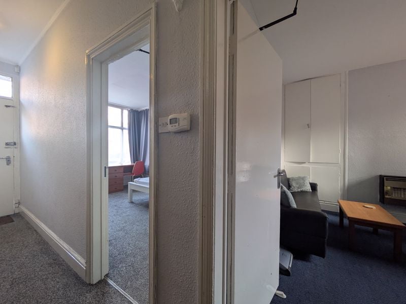Room Highfield Road in Nottingham