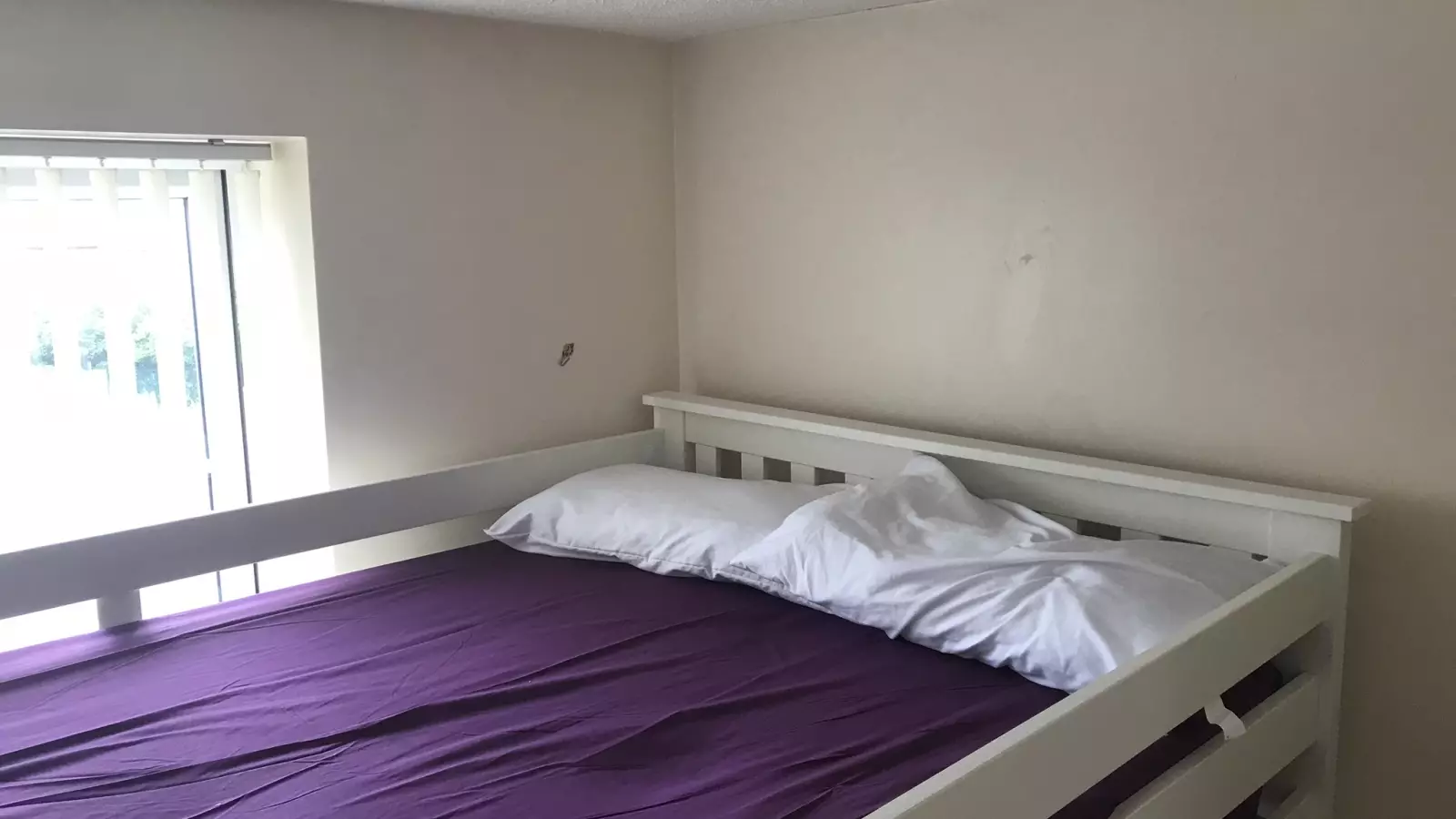 Flat Oakford Close in Nottingham