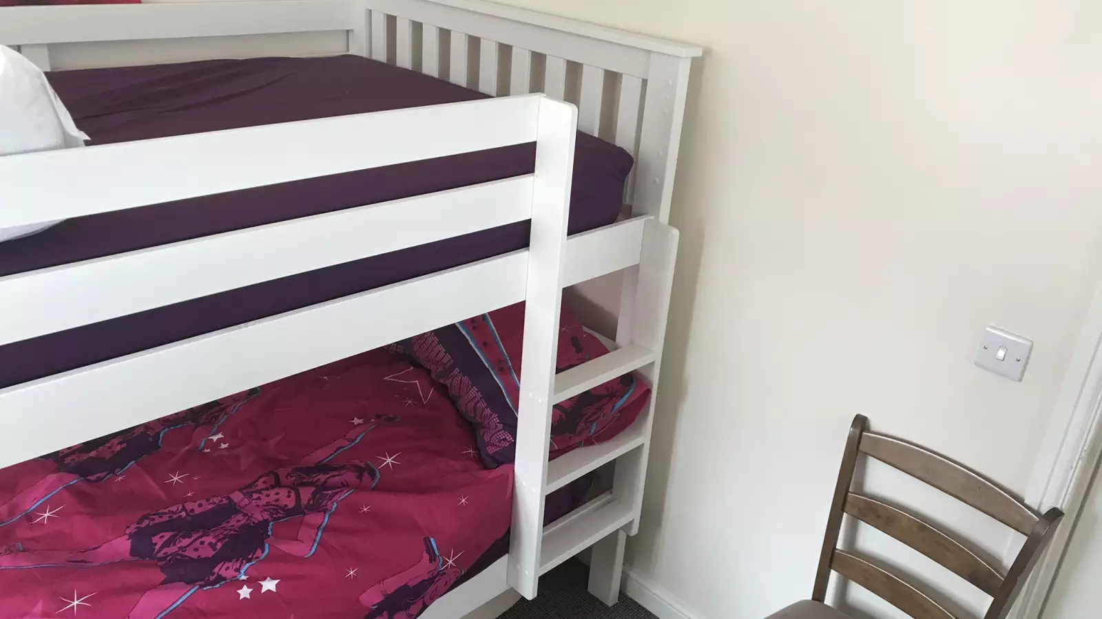 Flat Oakford Close in Nottingham