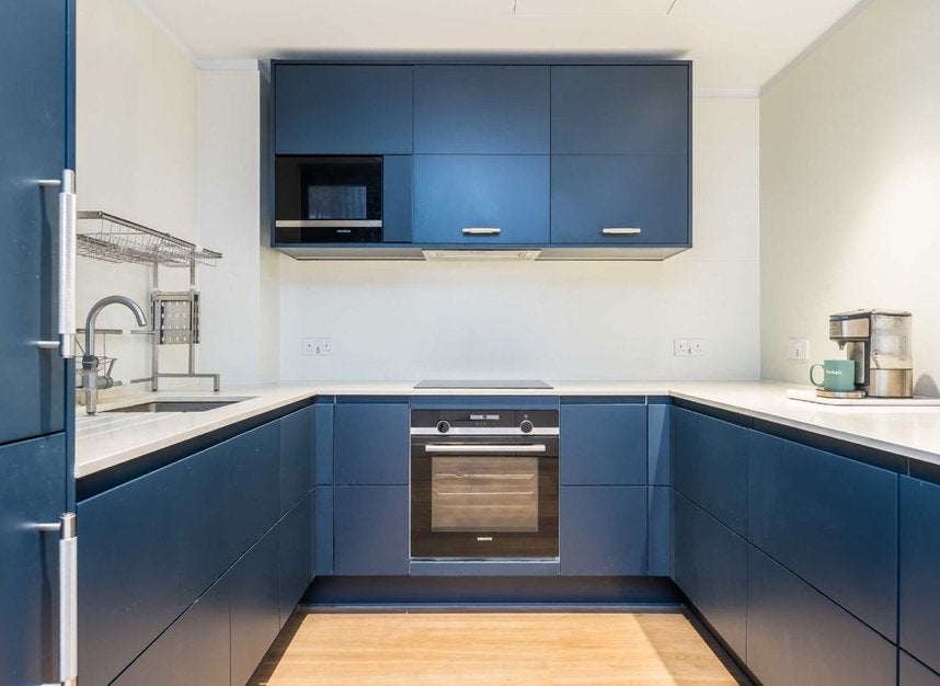 Flat Phoenix Place in Greater London