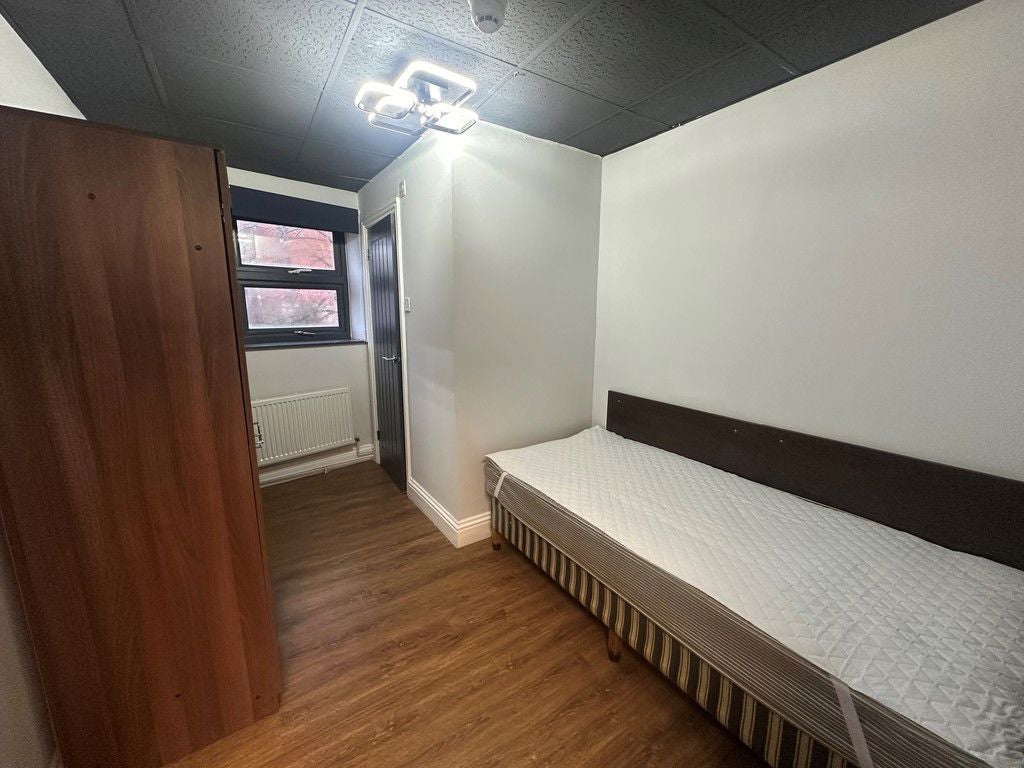 Room Priory Street in Coventry