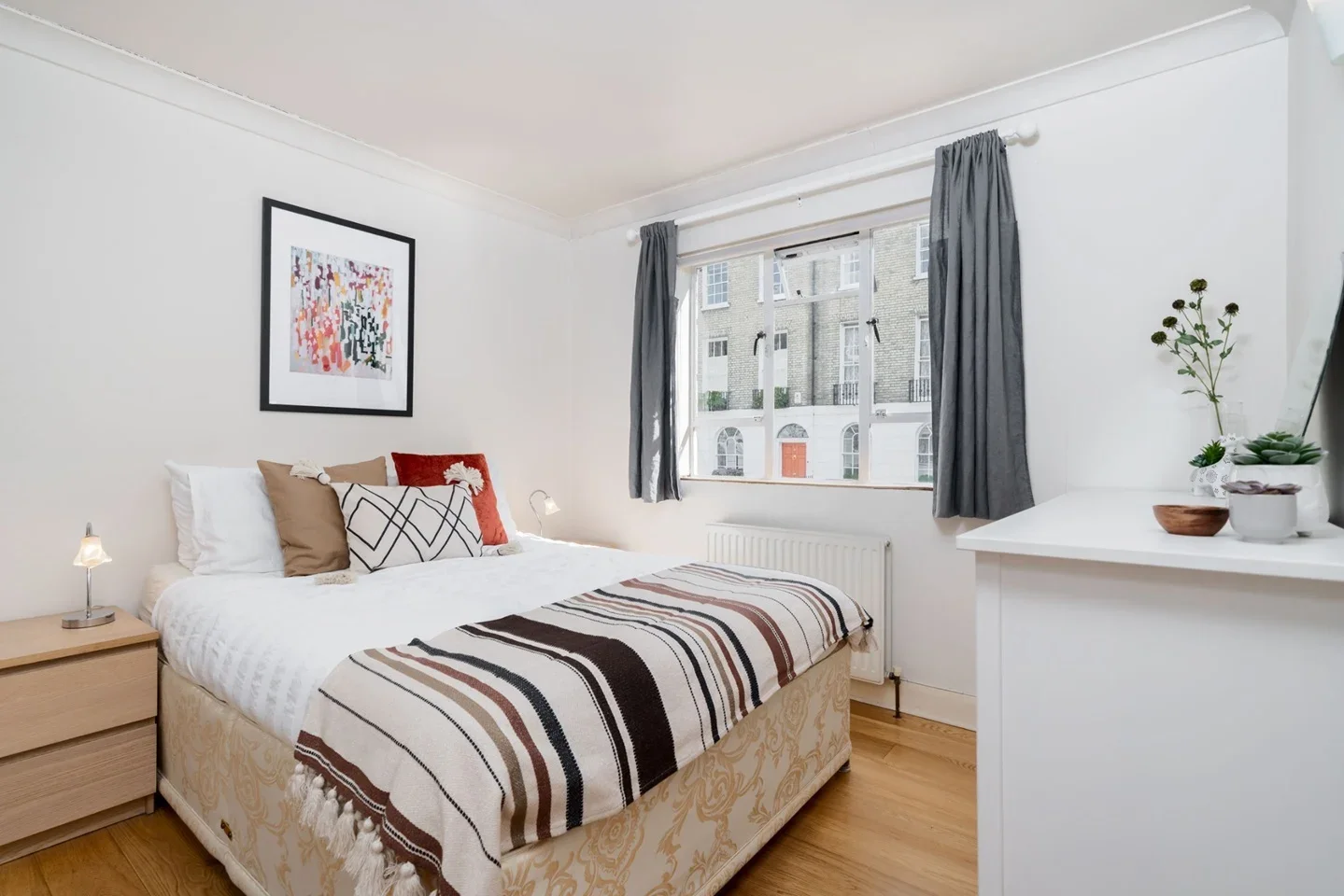 Flat Noel Road in Greater London