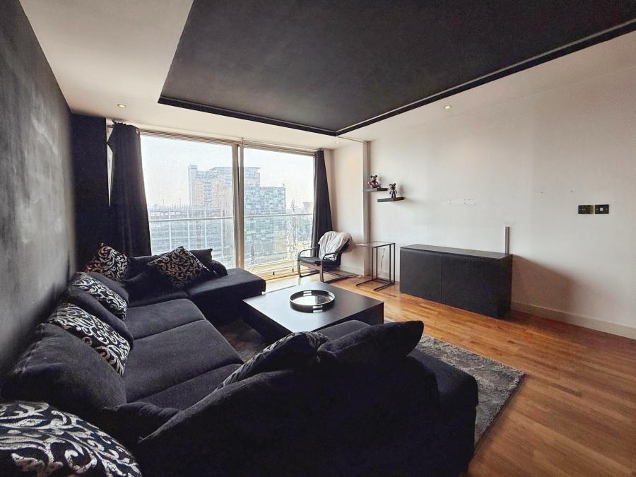 Flat The Quays in Salford