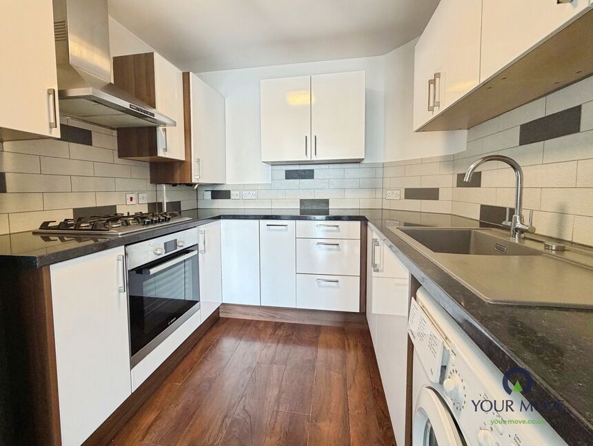 Flat Chichester Wharf in Greater London