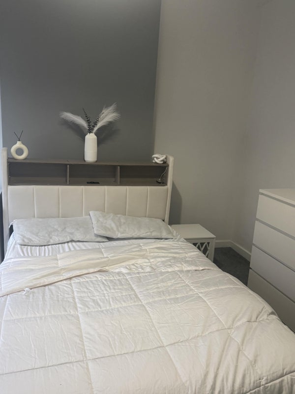 Room Back Barlow Street in Horwich