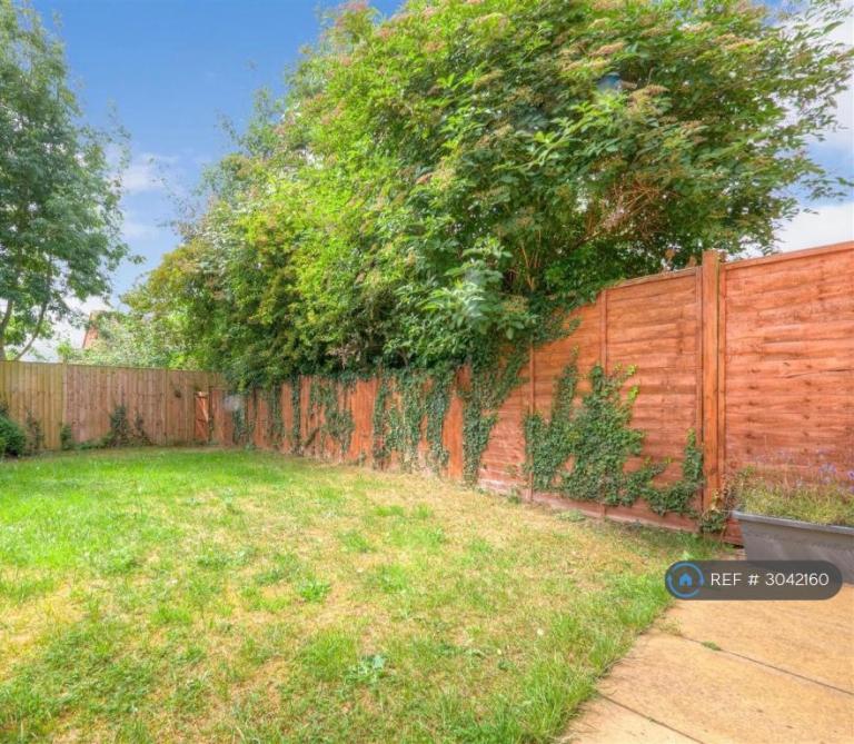House Lindale Close in Rushcliffe